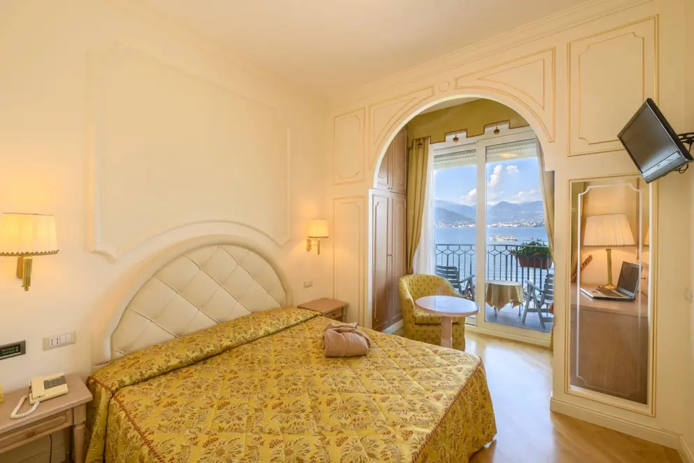 Hotel Astoria, Stresa, Lake Maggiore, Lake view room [1]