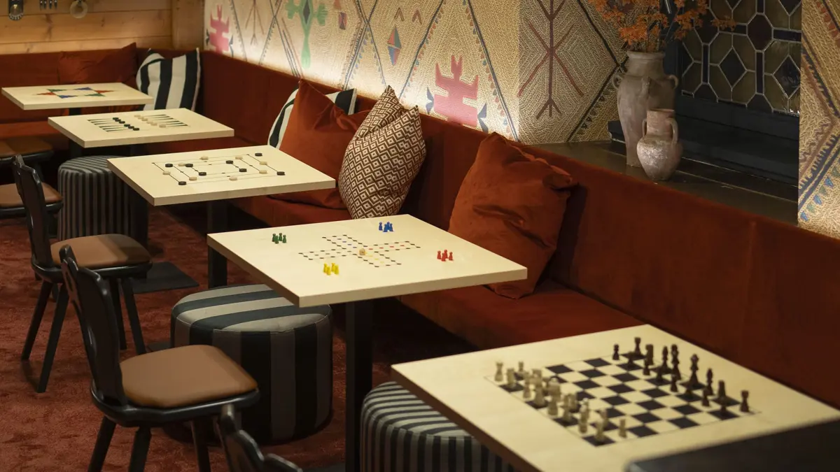 Hotel Neue Post Zell Am See Games Room