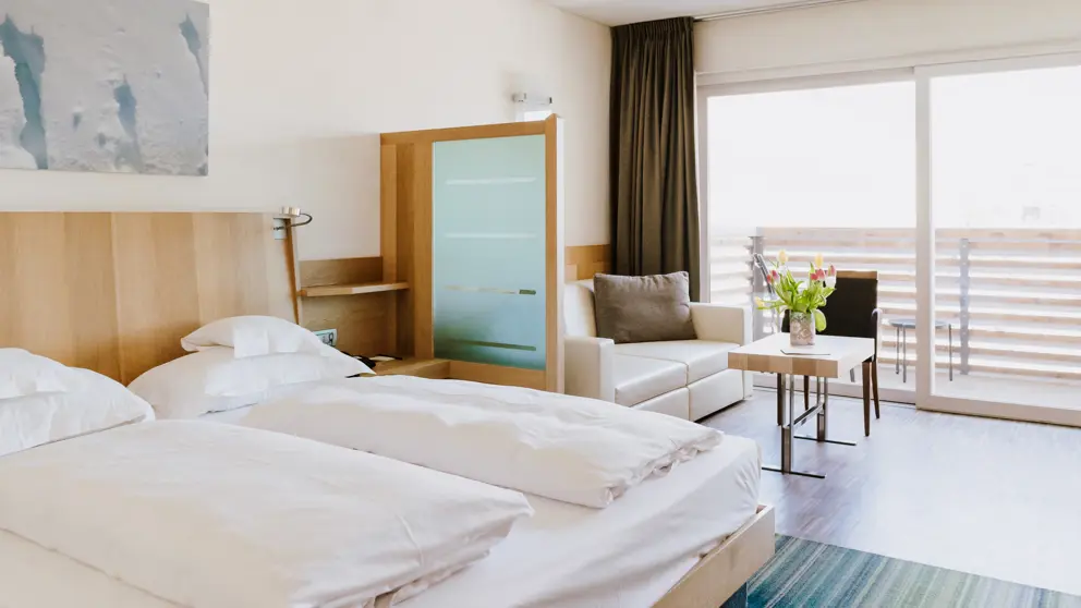 Inghams Italy Livigno Lac Salin Superior Bedroom 2 [9]