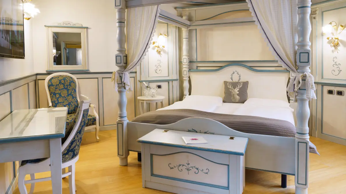 Inghams Italy Dolomites Canazei Hotel Dolomiti Prestige Room