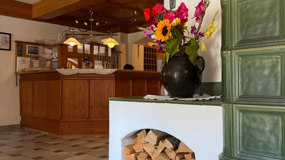 Hotel Hammerhof Filzmoos Reception [9]