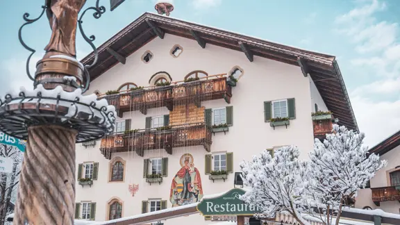 Alpenhotel Kramerwirt Mayrhofen Exterior Winter