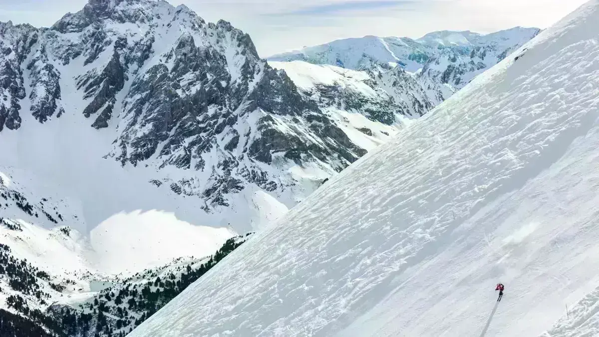 Meribel Three Valleys France Advanced Skiing