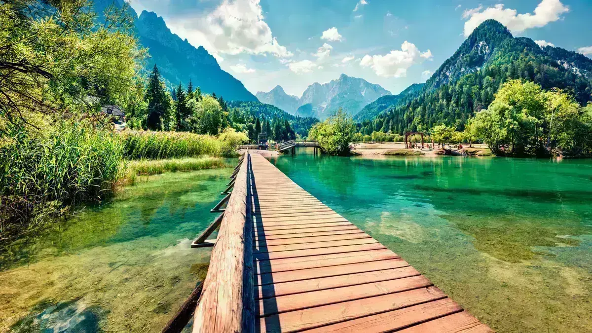 Kranjska Gora Lake Jasna Adobestock 294823554