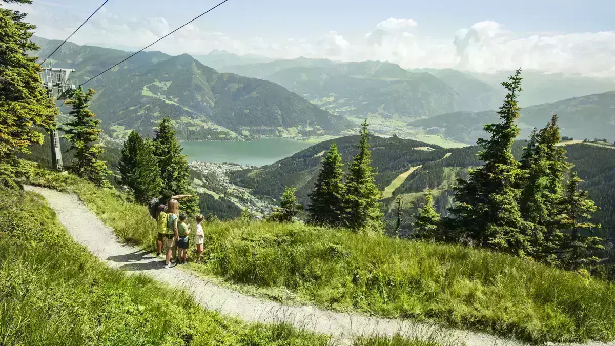Zell Am See Walking On The Hohenpromenade Schmittenhohe Copyright Zell Am See Kaprun Tourismus