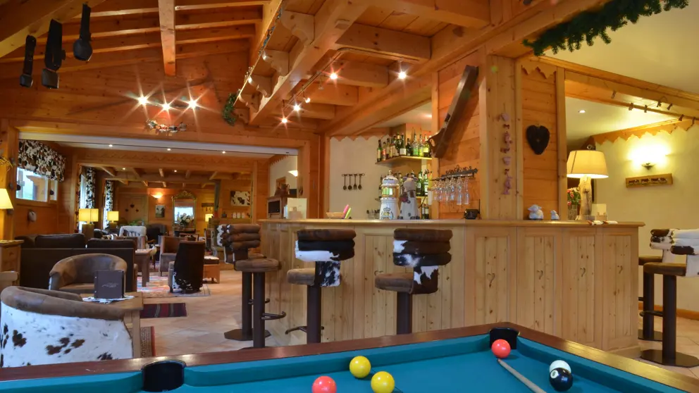 Hotel Clef Des Champs Morzine Bar Billiards [7]