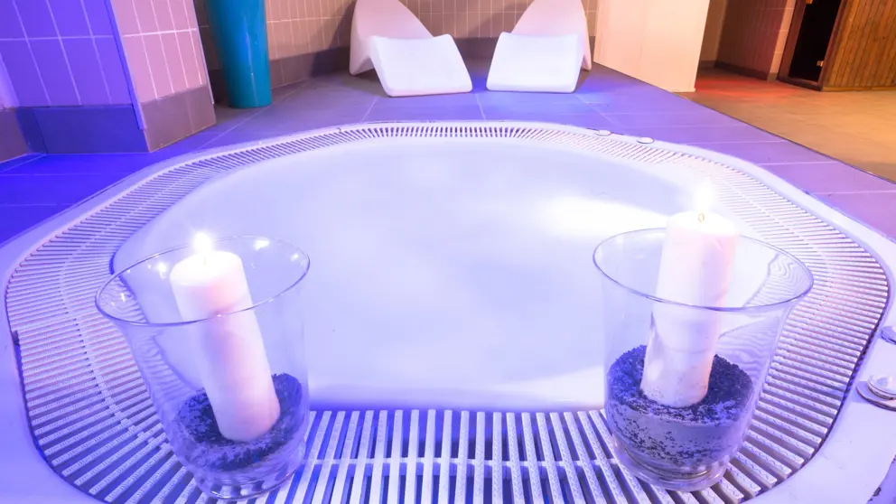 Hotel Himalaia Soldeu Jacuzzi [2]