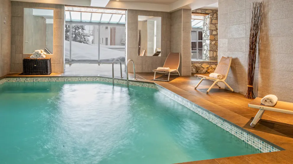 Hotel L'aiguille Percee Tignes Wellness Area Pool [8]