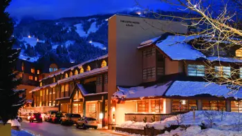 Listel Hotel Whistler Exterior 2