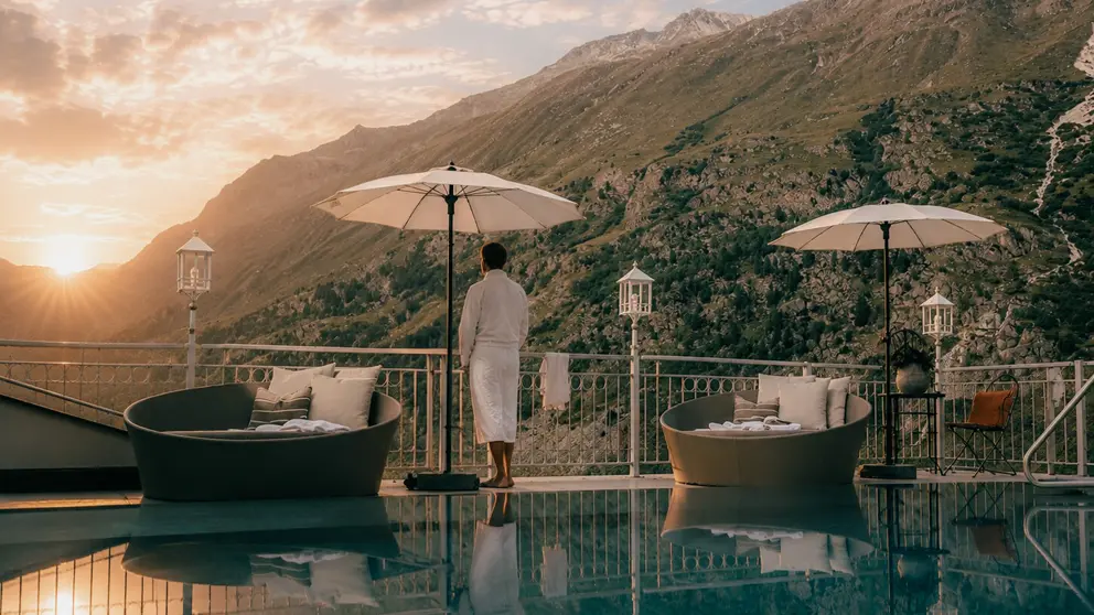 Austria Gourmet Wine Hotel Obergurgl Swimming Pool 2 (1)
