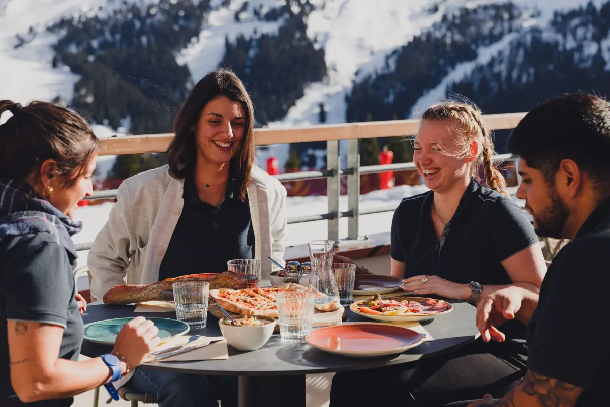hotel panorama flaine - outside dining