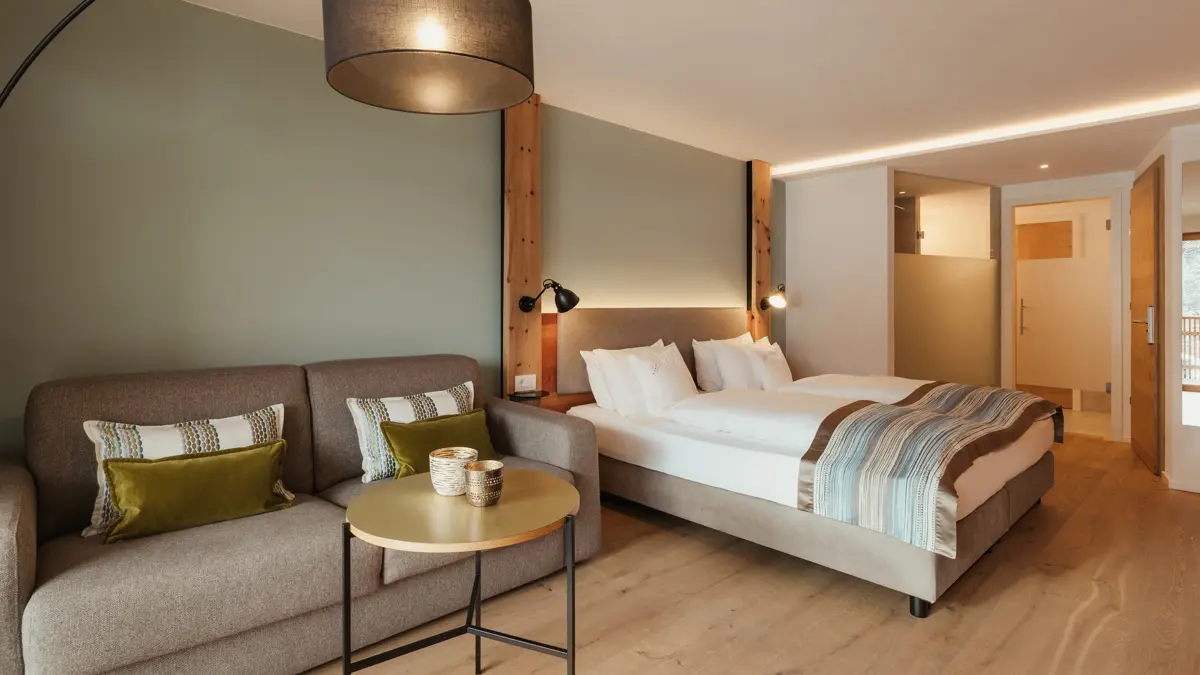 Inghams Italy Dolomites San Cassiano Hotel Diamant Clean Air Bedroom Alexmoling (6)