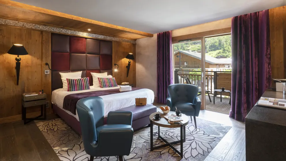 Les Suites Dalexane Deluxe Suite [2]