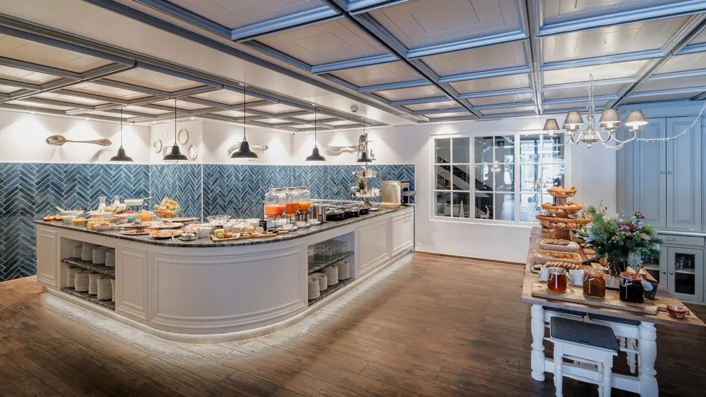 Hotel Mirabeau Zermatt Restaurant Breakfast Buffet [7]