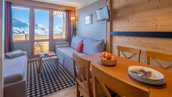 Studio alcove apartment