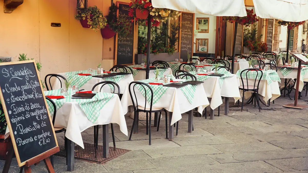 Italy Dining Tables