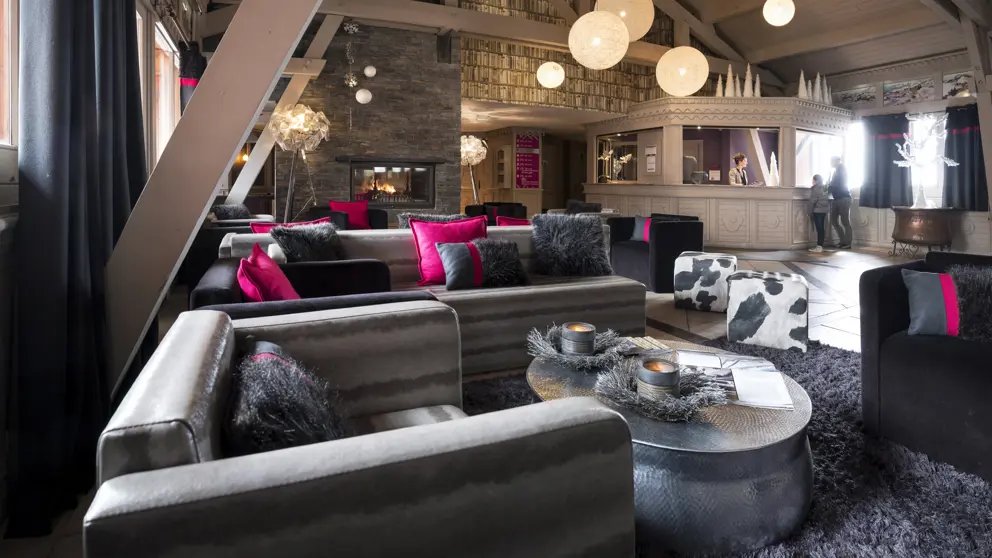 Village Montana Apartments Val Thorens .Reception And .Lounge [2]