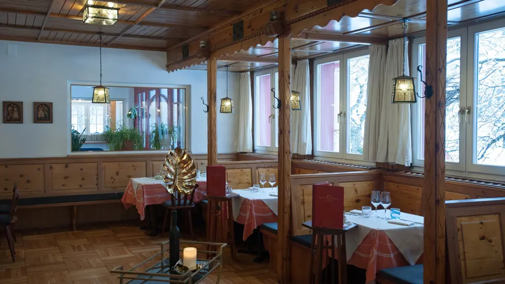 Parkhotel Sole Paradiso Drei Zinnen Dolomites Italy Dining Room [7]