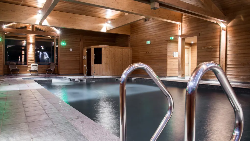 Residence Les Grandes Alpes La Clusaz Pool 6 [4]