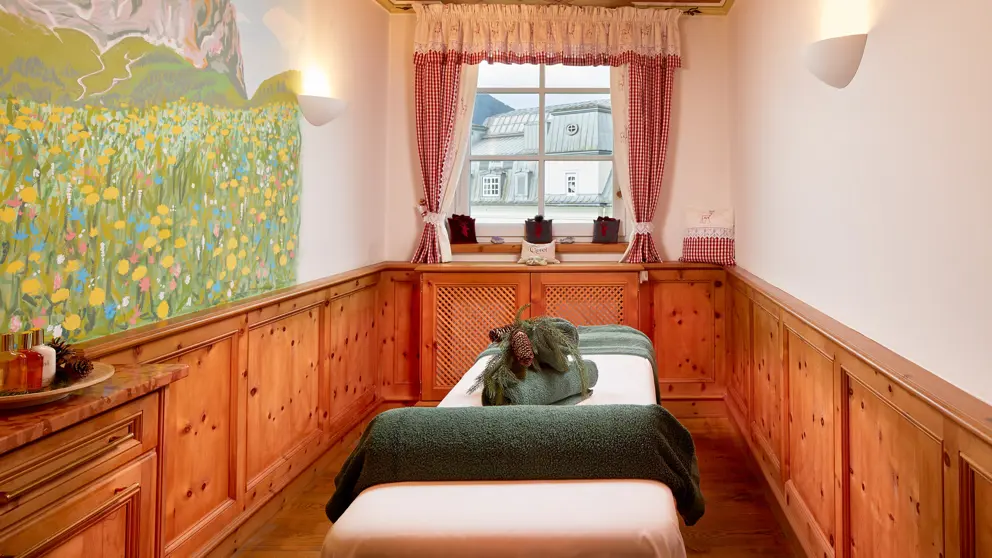 Hotel Grand Zell Am See Massage Room [7]