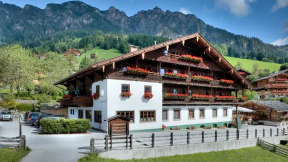 Hotel Zur Post Alpbach Exterior