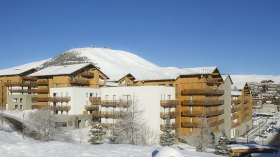 L'eclose Apart Hotel Alpe D'huez Exterior 2