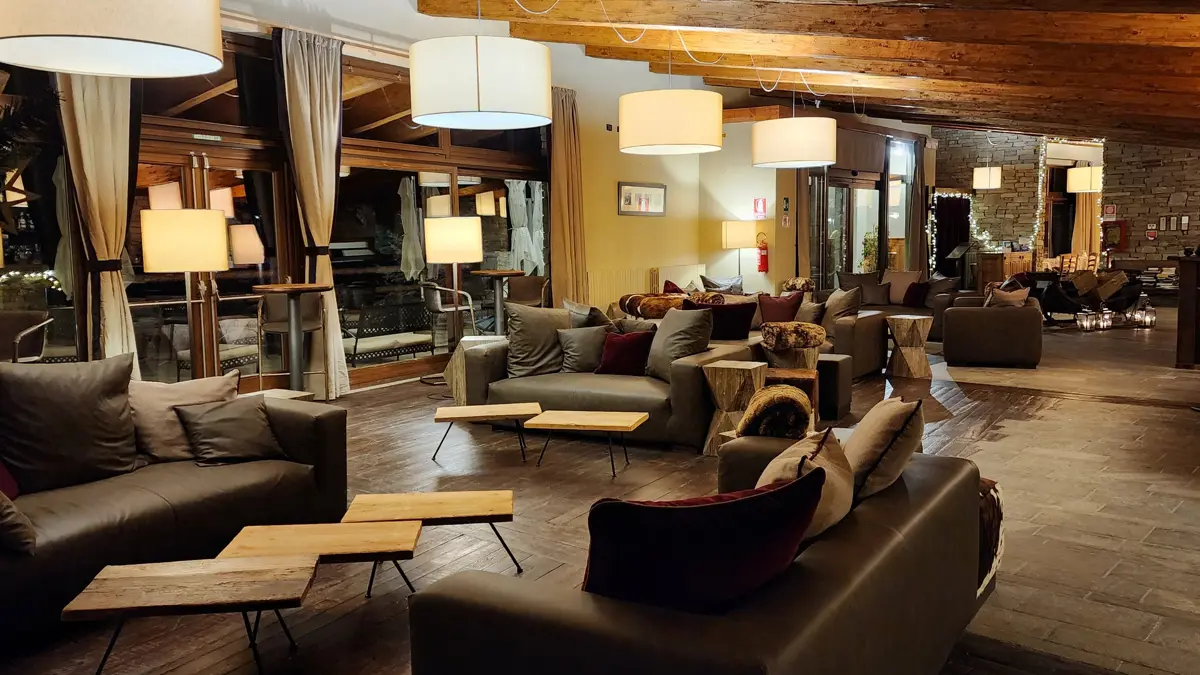 Inghams Italy Via Lattea Sauze D'oulx Chaberton Lodge Lounge