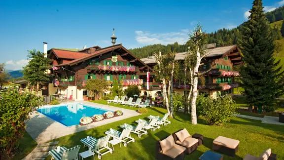 Hotel Unterhof Filzmoos Outdoor Pool