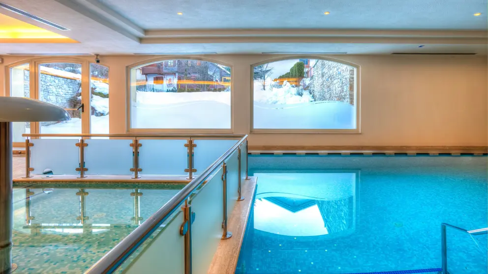 Swimming Pool 1 [6]
