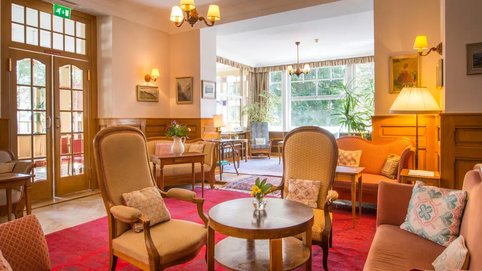 Hotel Falken Wengen Lounge 2 [7]