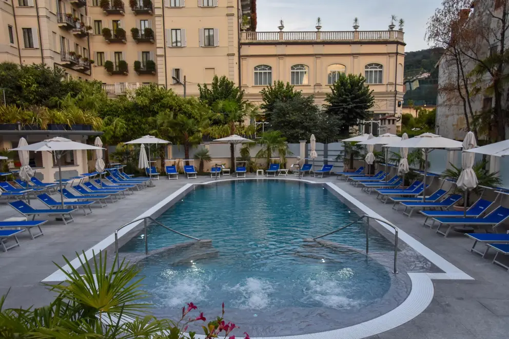 Hotel Astoria, Stresa, Lake Maggiore, Pool [2]