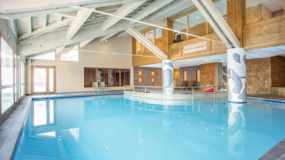 Hotel Des Deux Domaines La Plagne Swimming Pool 5 [2]