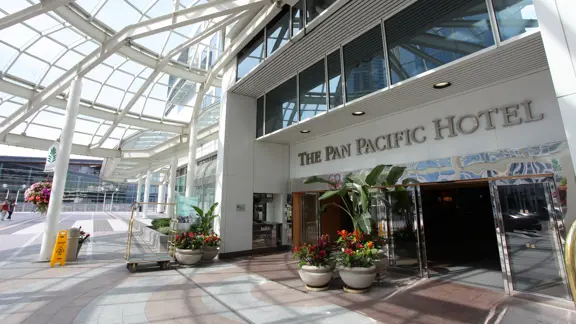 Pan Pacific Vancouver Entrance