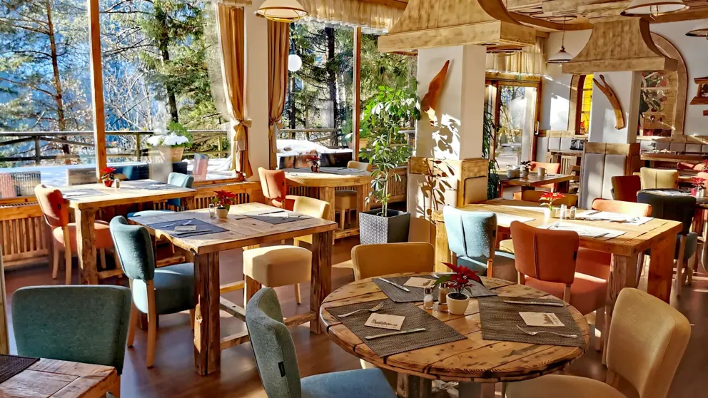 Ribno Alpine Resort Lake Bled Hotel Dining Room [1]