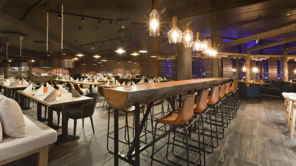 Holiday Club Hotel restaurant 