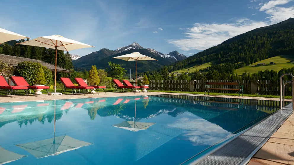 Mountain & Spa Resort Alpbacherhof Outdoor Pool [1]