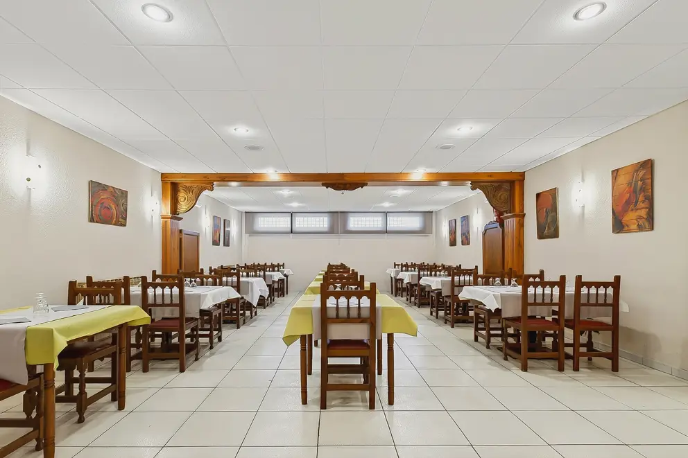 Restaurant [4]
