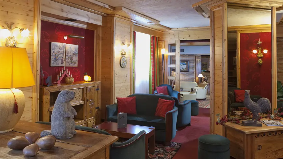 Hotel Les Melezes Les Deux Alpes Grand Salon Lounge [2]