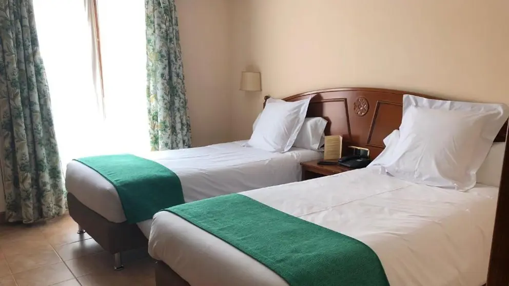 Soldeu Maistre Hotel Twin Room [2]