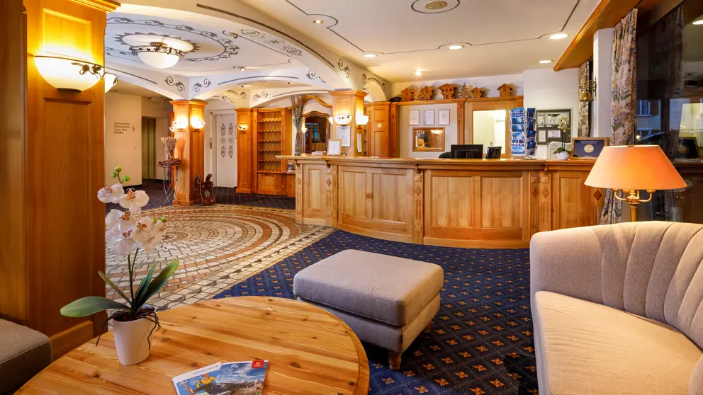 Hotel Derby Grindelwald Lobby Reception [7]