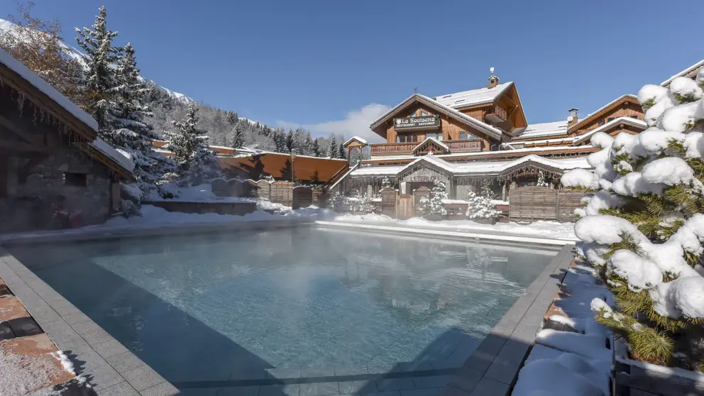 Hotel L'eterlou Meribel Outdoor Pool [1]