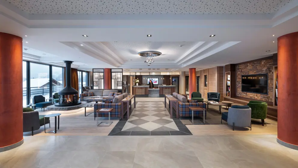 Hotel Alpen Lodge La Rosiere Bar Lounge [2]