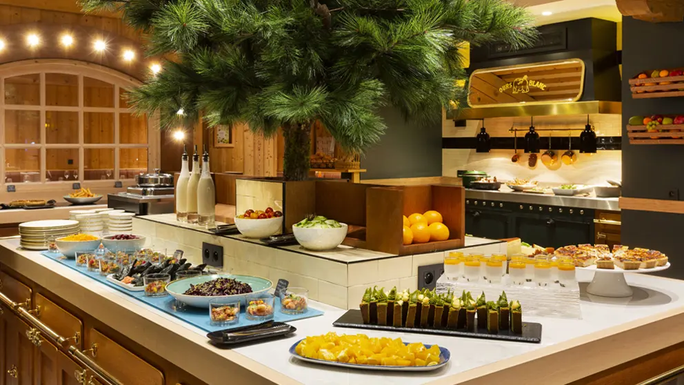 Ours Blanc Hotel And Spa Les Menuires Buffet 4 [7]