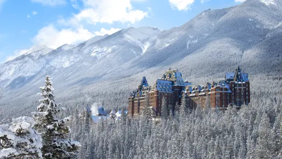 Fairmont Banff Springs Exterior Winter 2
