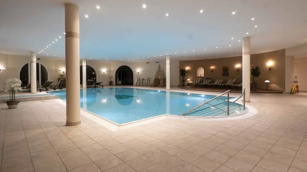 Waldhotel Doldenhorn Kandersteg Indoor Pool [1]