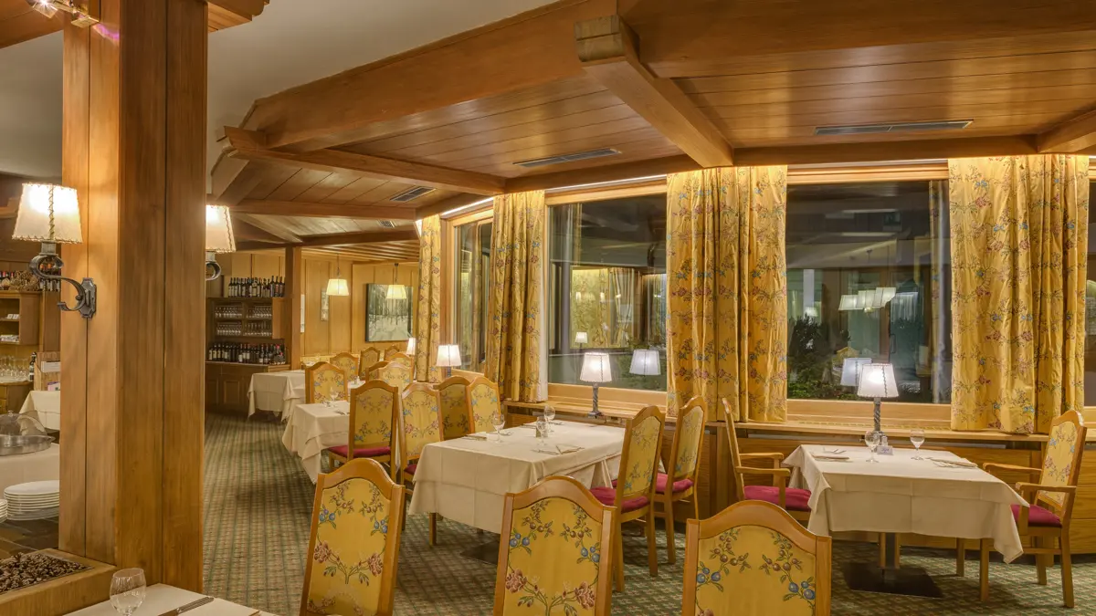 Inghams Italy Dolomites Selva Hotel Antares Restaurant