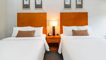 BI 307 Premium Two Queen 2 4