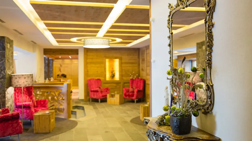 Hotel Solaria Ischgl Lobby [2]