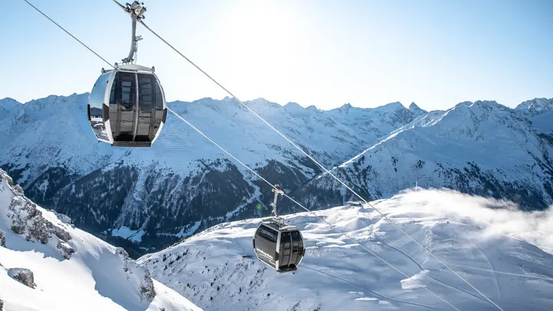 St Anton Austria Arlberg Ski Region Snow Skiiers 9