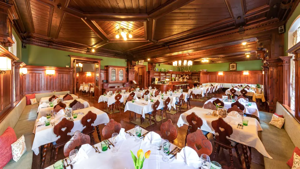 Hotel Lebzelter Zell Am See Dining Room (1) [4]